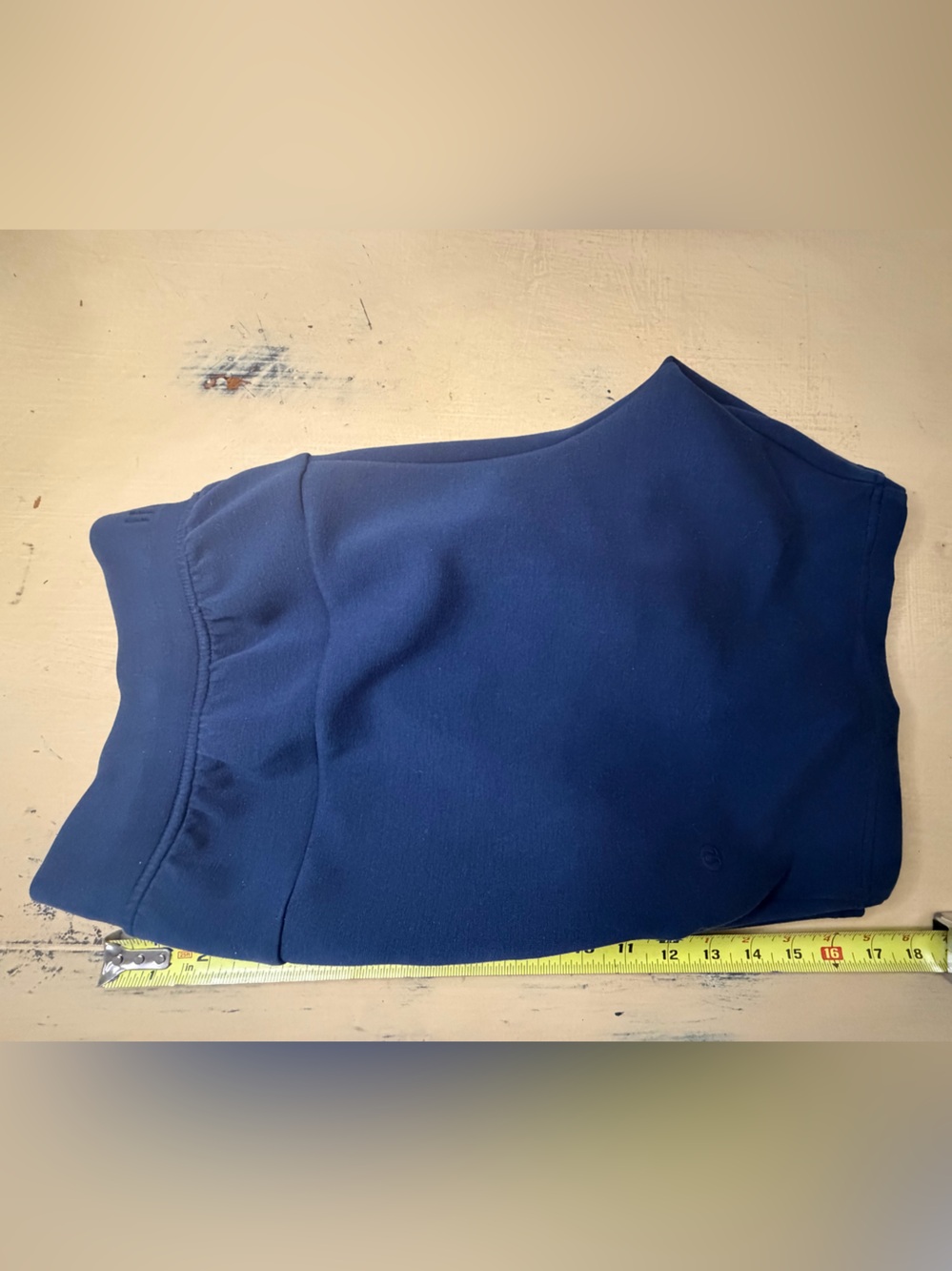 lululemon athletica Men's Navy Performance Shorts - Picture 5 of 7